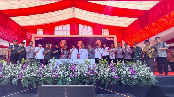 DPP IKAL LEMHANNAS RI dan UNHAN KEMHAN RI Gelar Bakti Sosial di Wonogiri, Serahkan Ambulans dan Bantuan untuk Warga